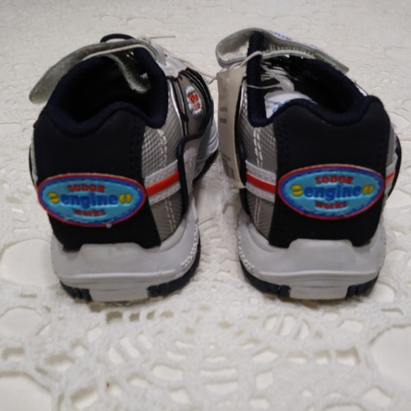 SOLD OUT!!! TODDLER SHOES- THOMAS & FRIENDS - Picture 1 of 4